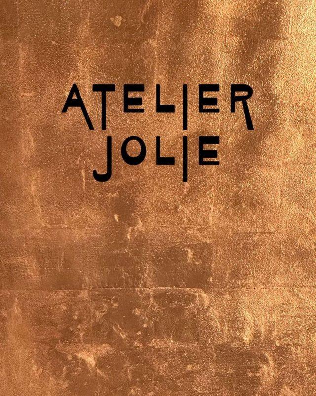 Модный дом Анджелины Джоли, Atelier Jolie