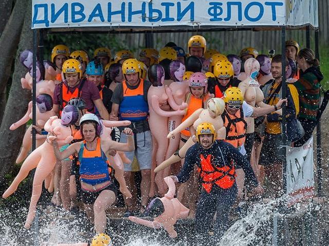 Поплыли на женщинах