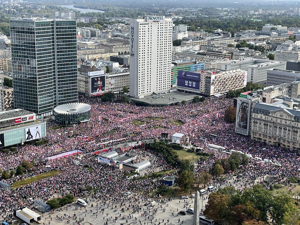 Варшава, Польша, Марш миллиона сердец