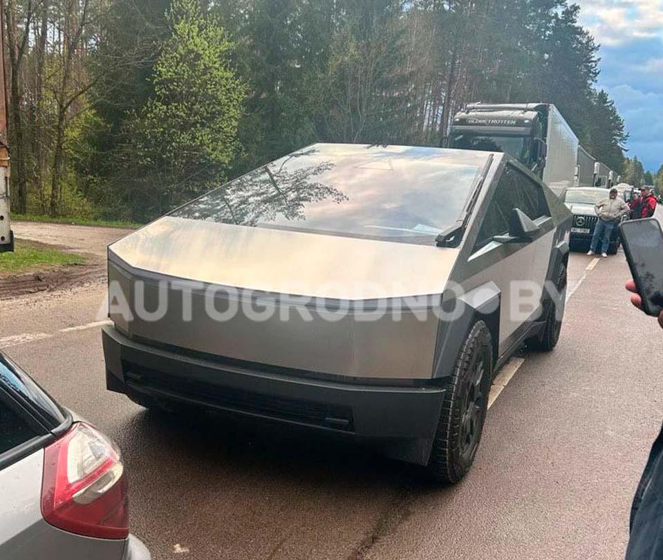 Tesla Cybertruck в Гродно