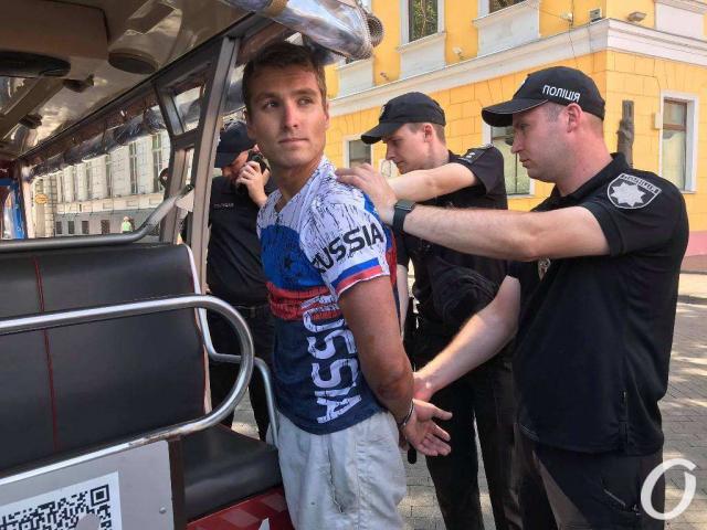 В Одессе жестко задержан американец