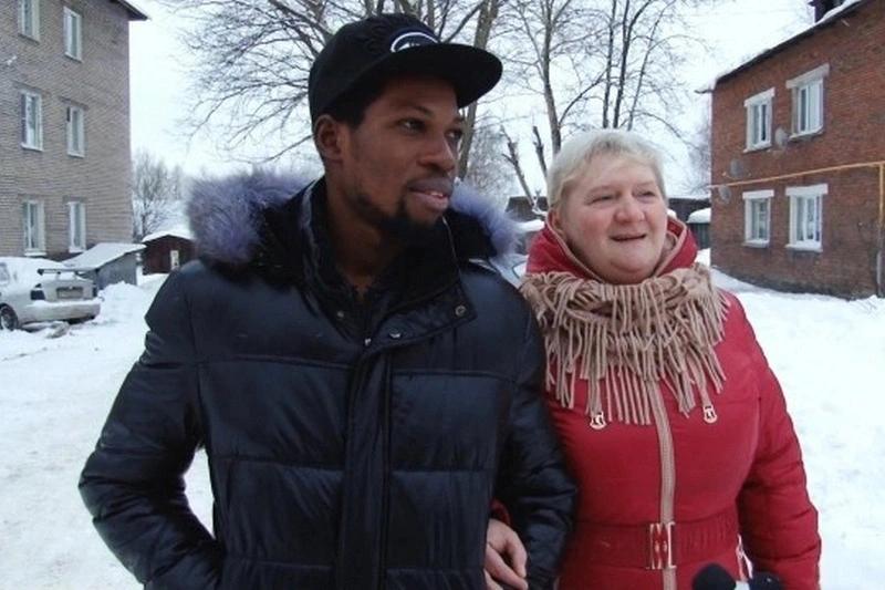 Наталья Веденина с нигерийским принцем