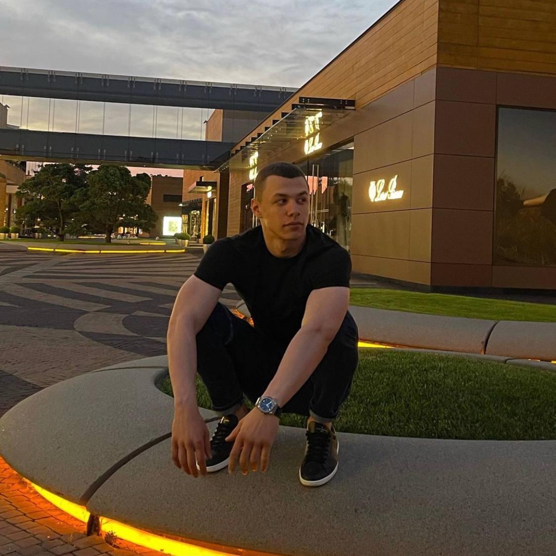 Не прикасаться и денег не просить