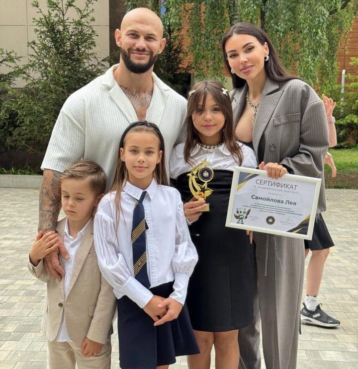 Джиган и Оксана Самойлова с детьми