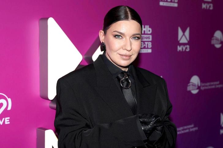 Певица Ёлка