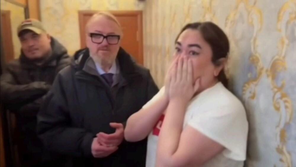 Милонов снова пошёл по борделям