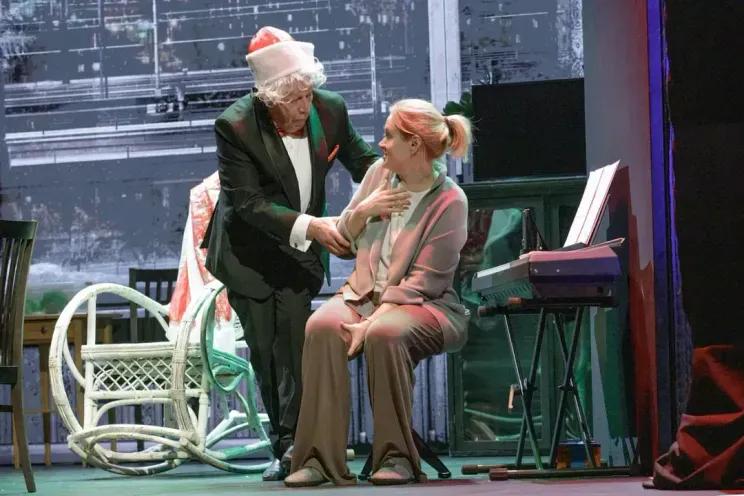 Михаил Ефремов и Анна Михалкова на репетиции