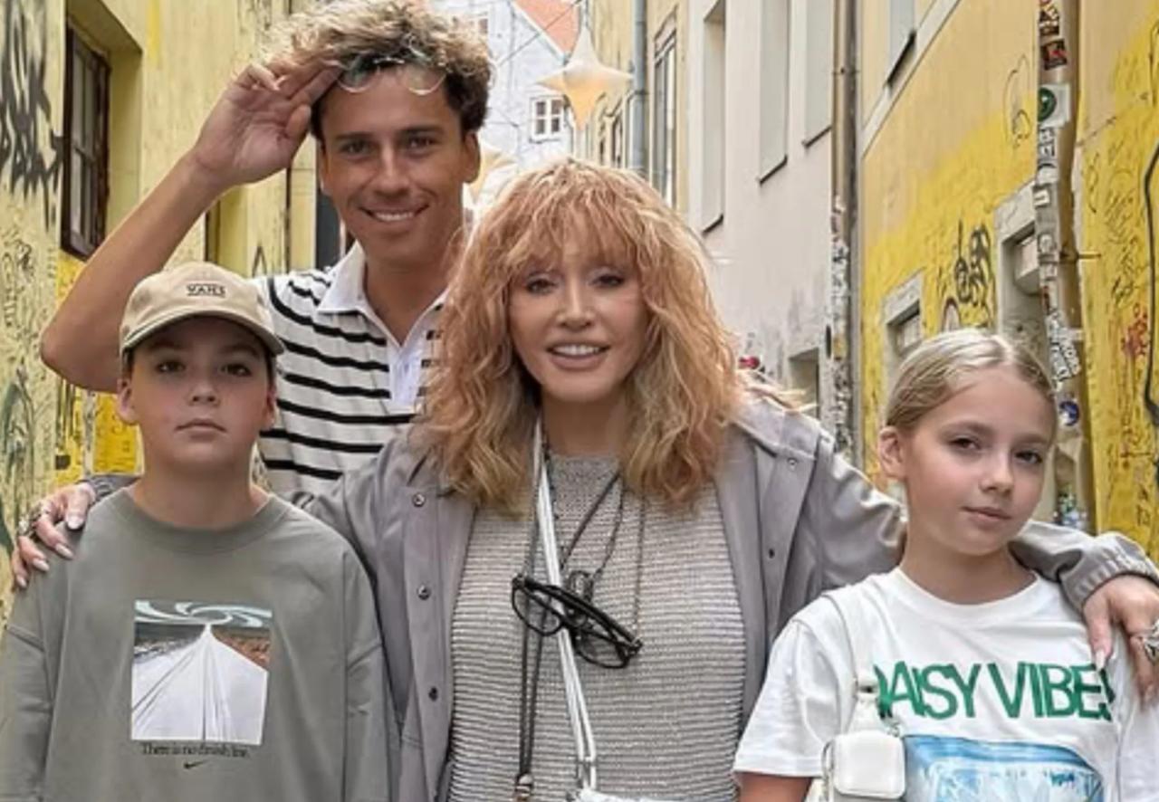 Максим Галкин* и Алла Пугачева с детьми