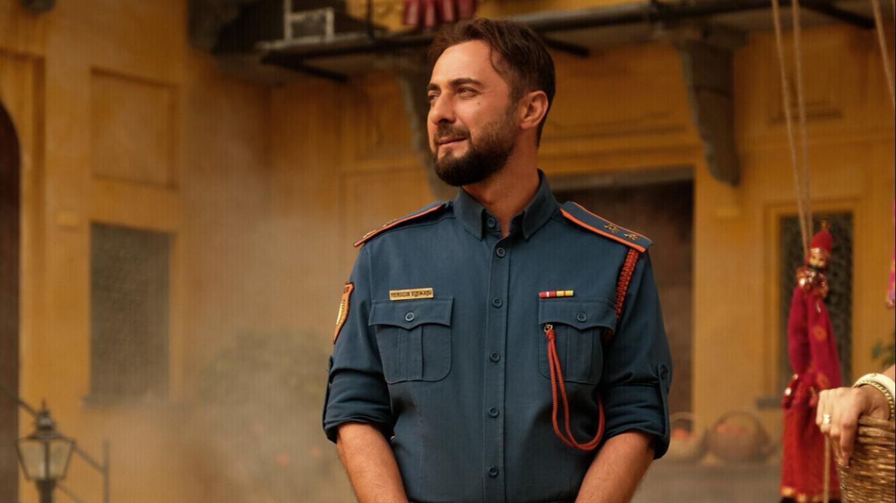 Карибидис неплохо вписался в роль