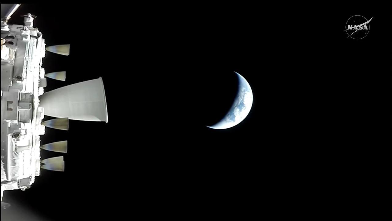 Земля с борта Ориона