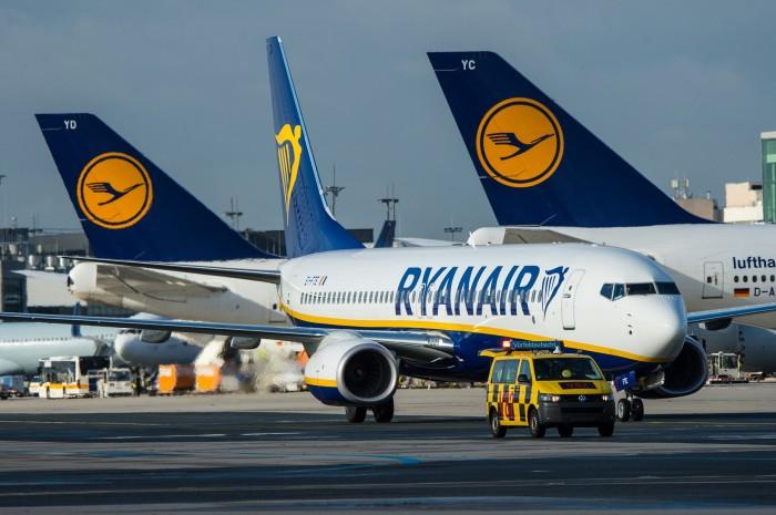 Ryanair - скандально дешевый