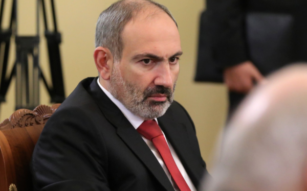 Переворот в Армении удался или Пашинян играет тонкую игру?